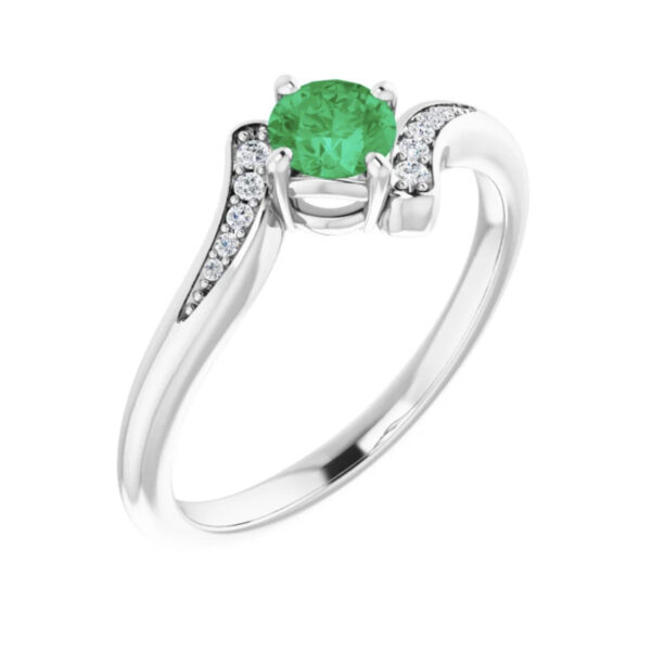 Accented Ring